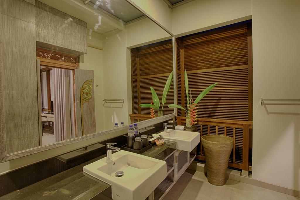 Villa The Poh Jimbaran Esterno foto