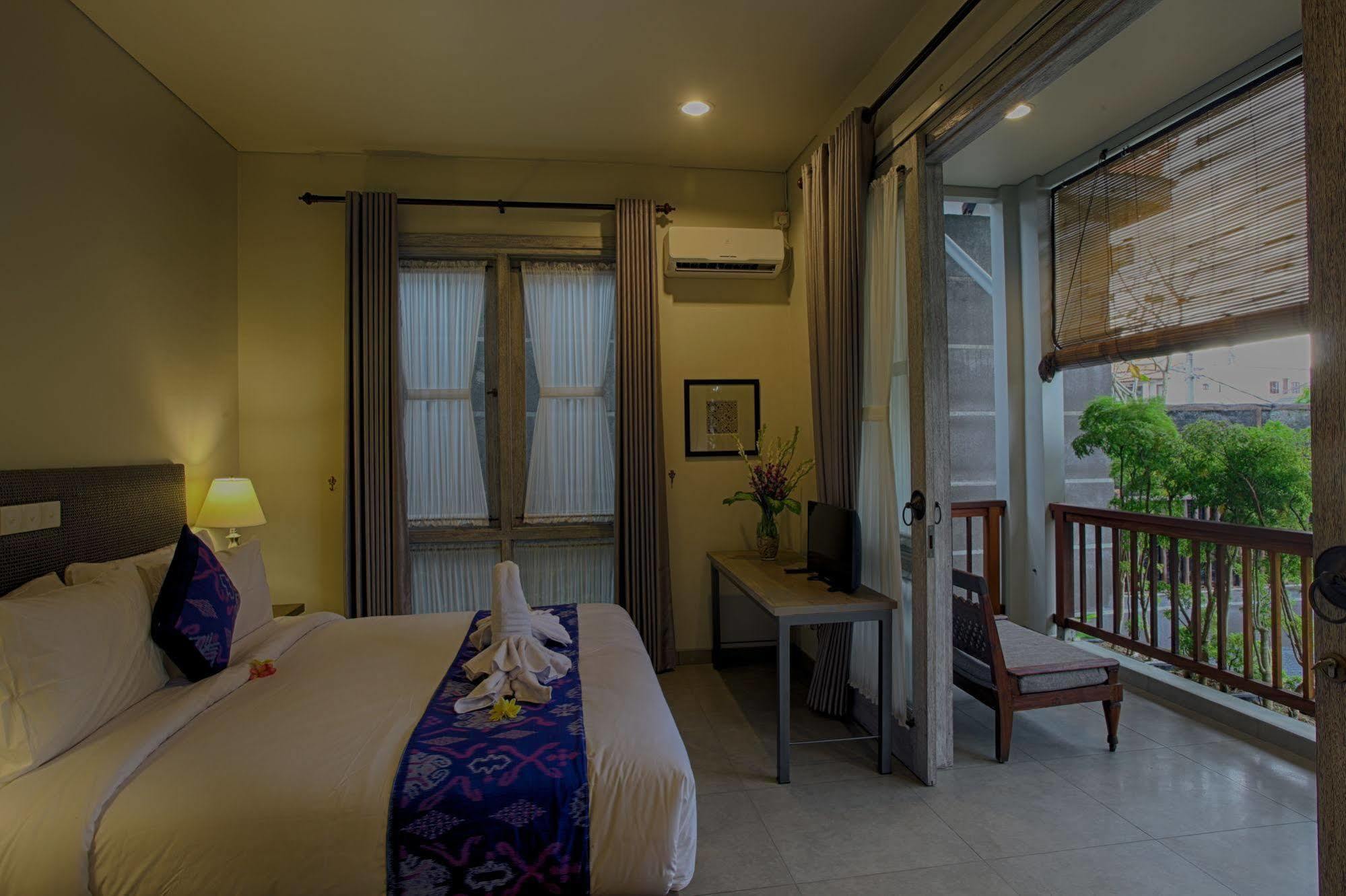 Villa The Poh Jimbaran Esterno foto